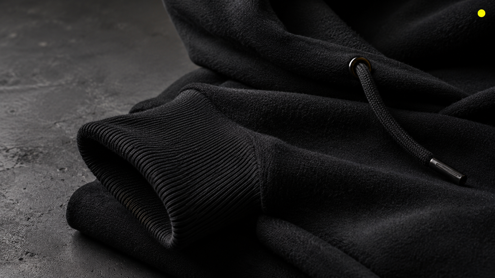 Heavyweight Hoodie Guide: GSM, Fabric & Fit for Your Brand